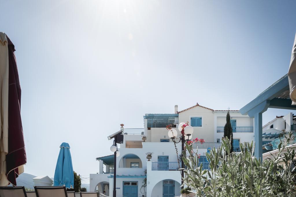 Nikis Village Poros Town ภายนอก รูปภาพ