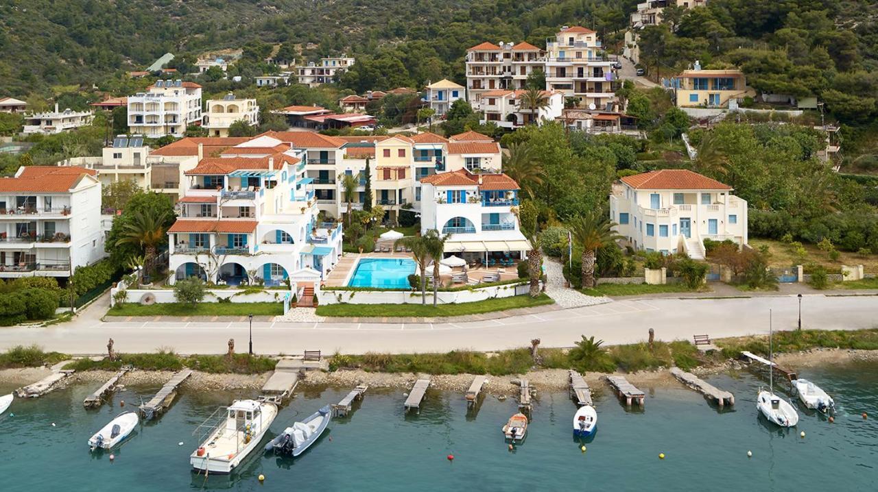 Nikis Village Poros Town ภายนอก รูปภาพ